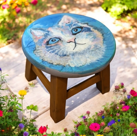 Handcrafted foot rest step/stool Signed painting cat portrait:Max sees sky ☀️ - Picture 2 of 16
